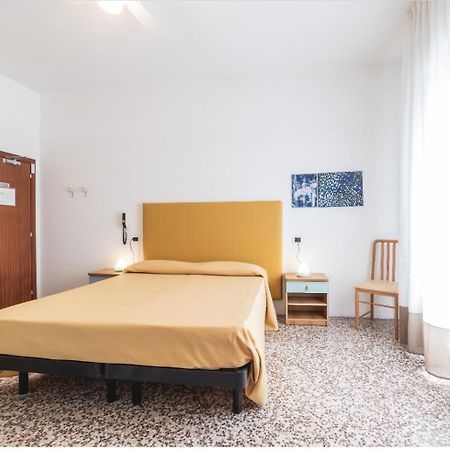 B&B Moresco Cattolica Exterior photo